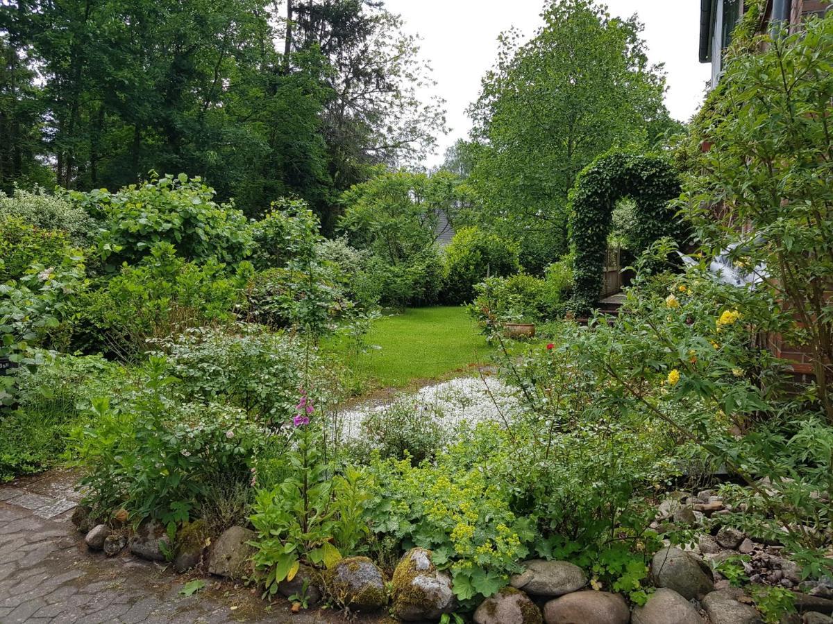 Ferienwohnung Im Naturgarten Schneverdingen Exterior photo